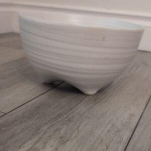 Handcrafted Ceramic Footed Bowl in Light Gray